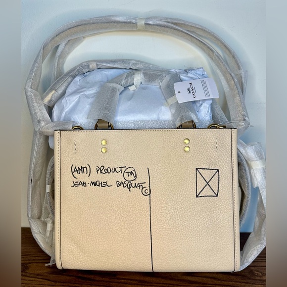 New Coach X Jean Michel Basquiat Rogue 25 Ivory with Charm, Card Case & Wristlet - Picture 3 of 12